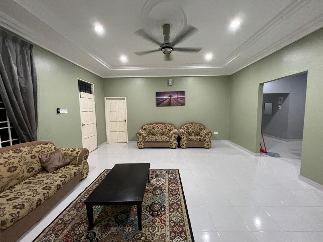 Relaxs Homestay Кота-Бару Экстерьер фото